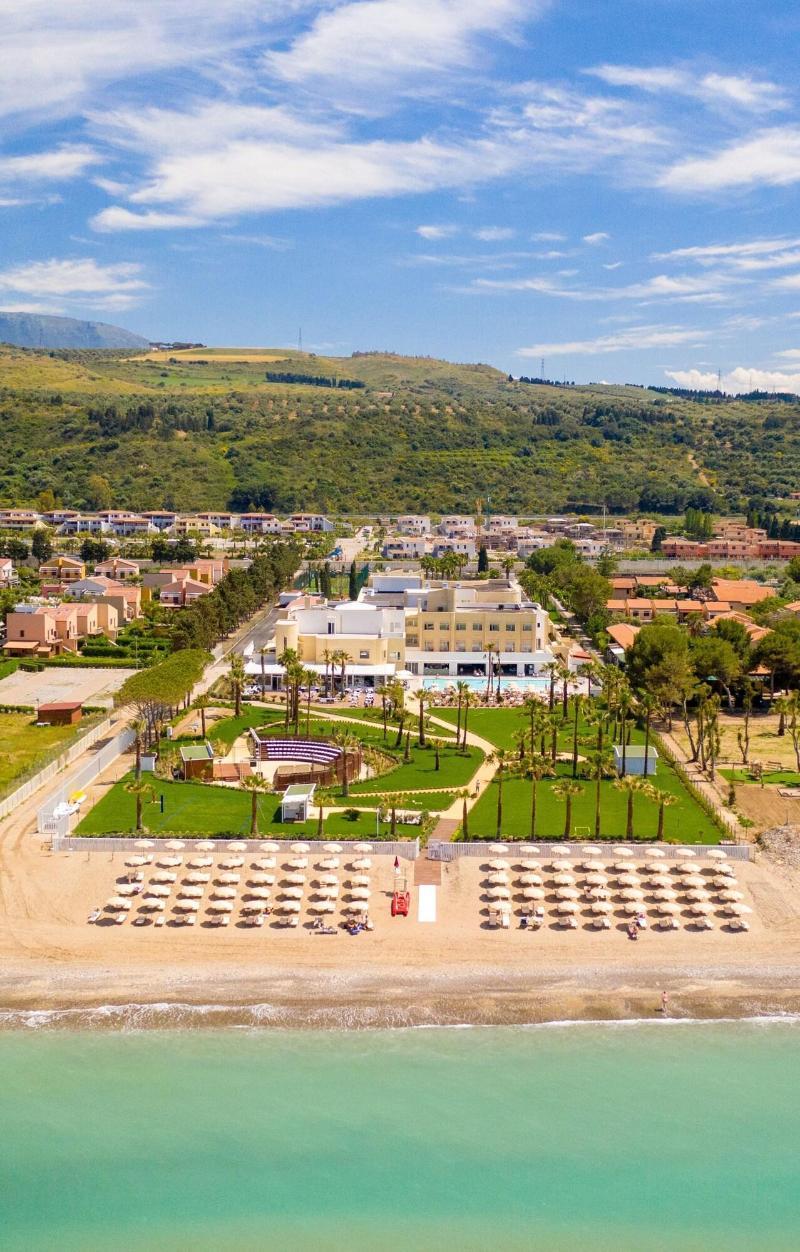 Mangia'S Himera Resort Campofelice Di Roccella Exterior foto